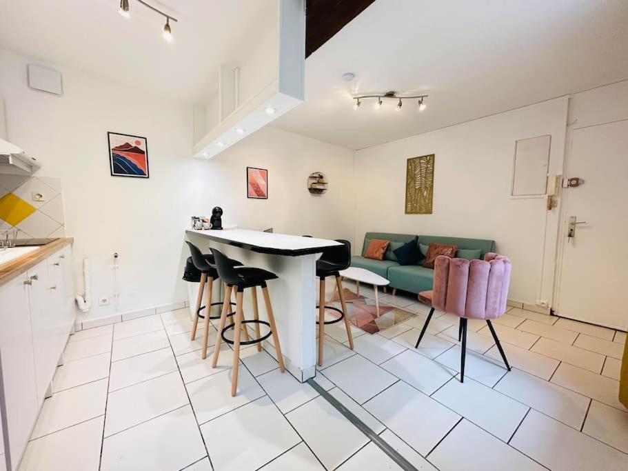 Appartement Confidentiel Лаон Екстериор снимка