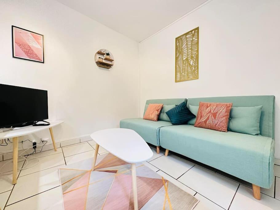 Appartement Confidentiel Лаон Екстериор снимка